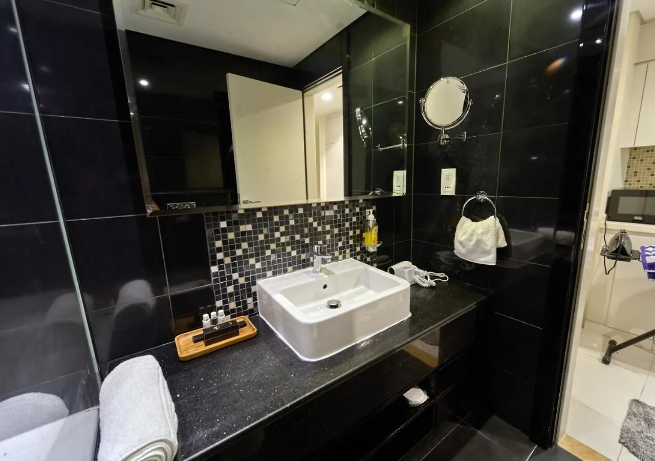 Cozy Studio Hideaway In Luxe Business Bay By Voye Homes Dubai United Arab Emirates