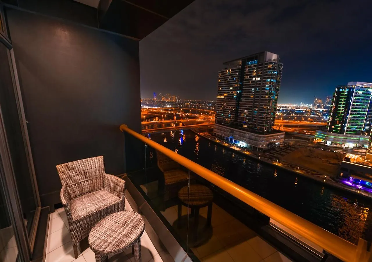 Cozy Studio Hideaway In Luxe Business Bay By Voye Homes Dubai