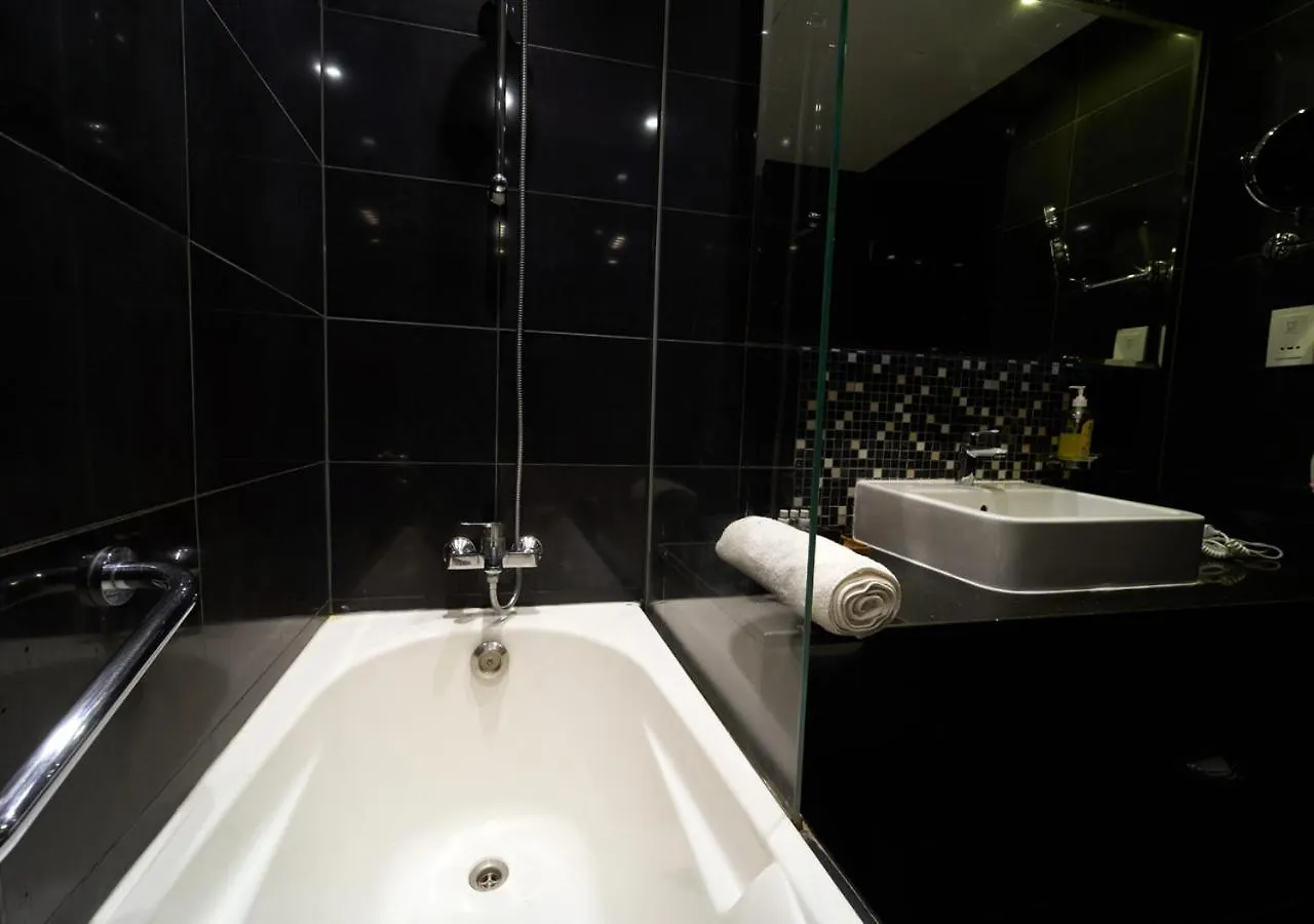 Apartment Cozy Studio Hideaway In Luxe Business Bay By Voye Homes Dubai United Arab Emirates